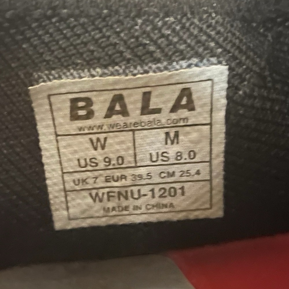 Bala Twelves nocturnal Black Nursing Shoes Sneakers  - Women Size 9 Men Size 8 - Picture 8 of 8
